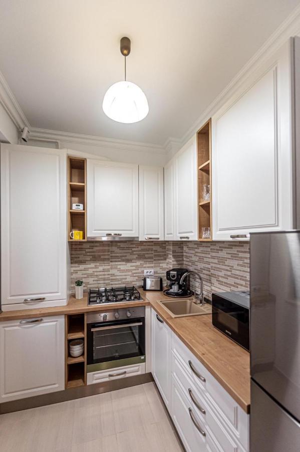 Apartment Sunset Lake View Мамая Екстериор снимка