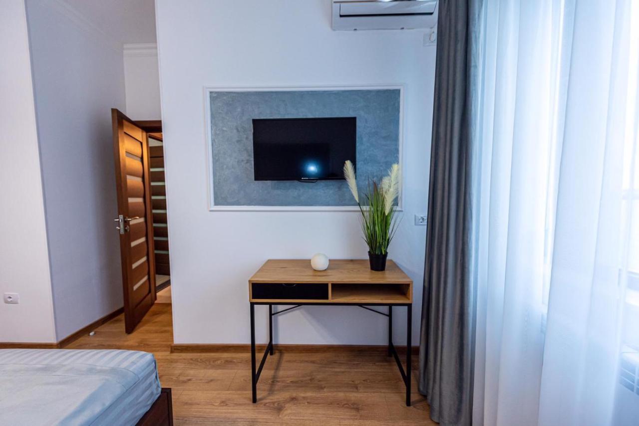 Apartment Sunset Lake View Мамая Екстериор снимка