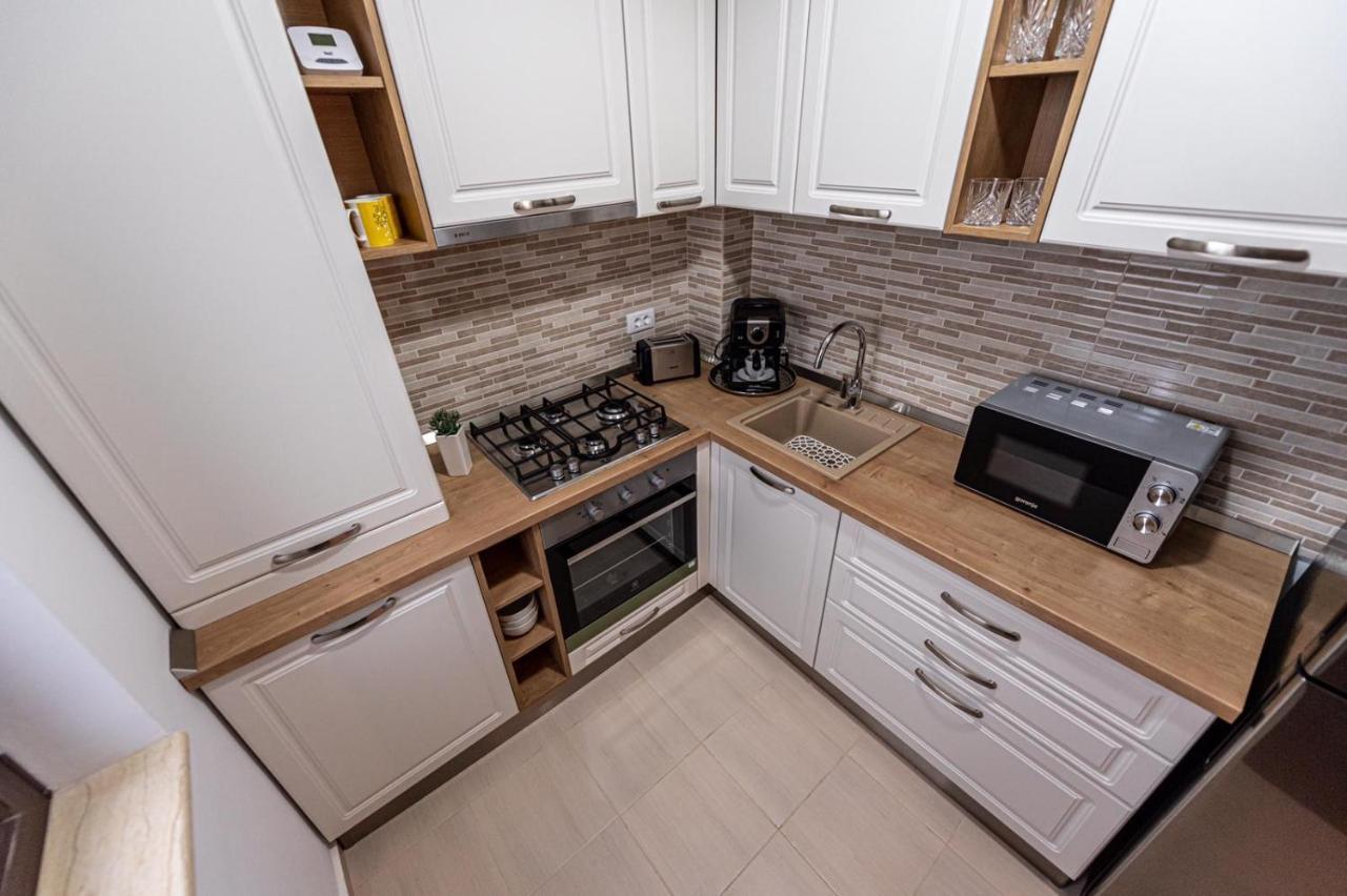 Apartment Sunset Lake View Мамая Екстериор снимка